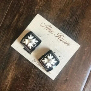 Floral Clip Earrings | Clip Earrings | Flower print | Floral | Floral Earrings